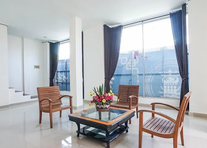 Prima Hotel 2*
